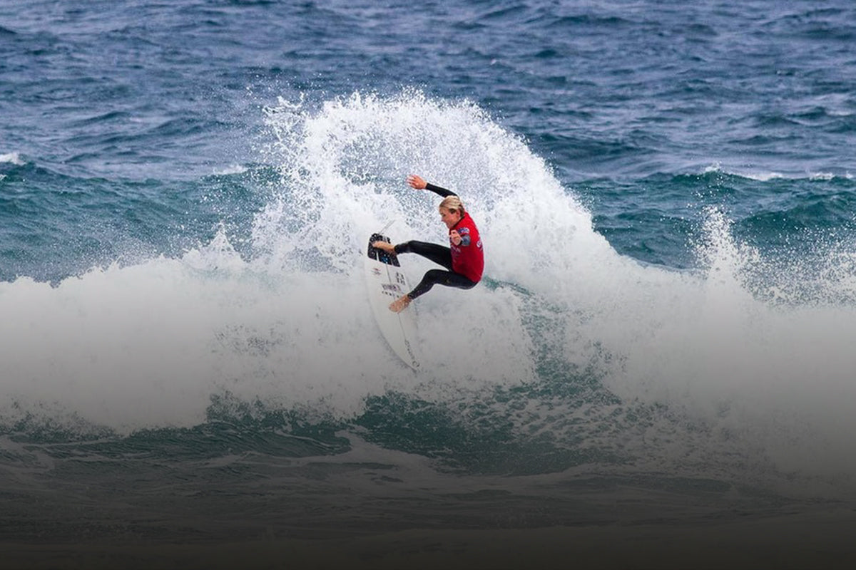 Grom surfing in a heat