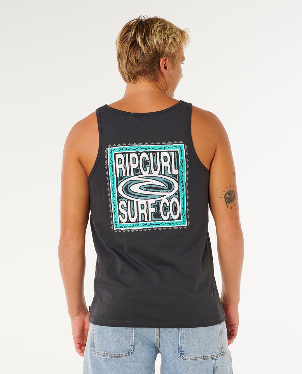 0Y4MTE_8264_3_1759134425000