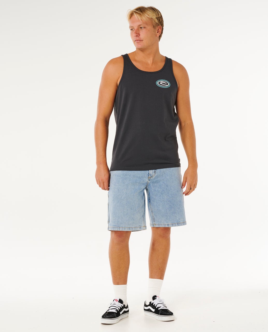 0Y4MTE_8264_4_1759134426000