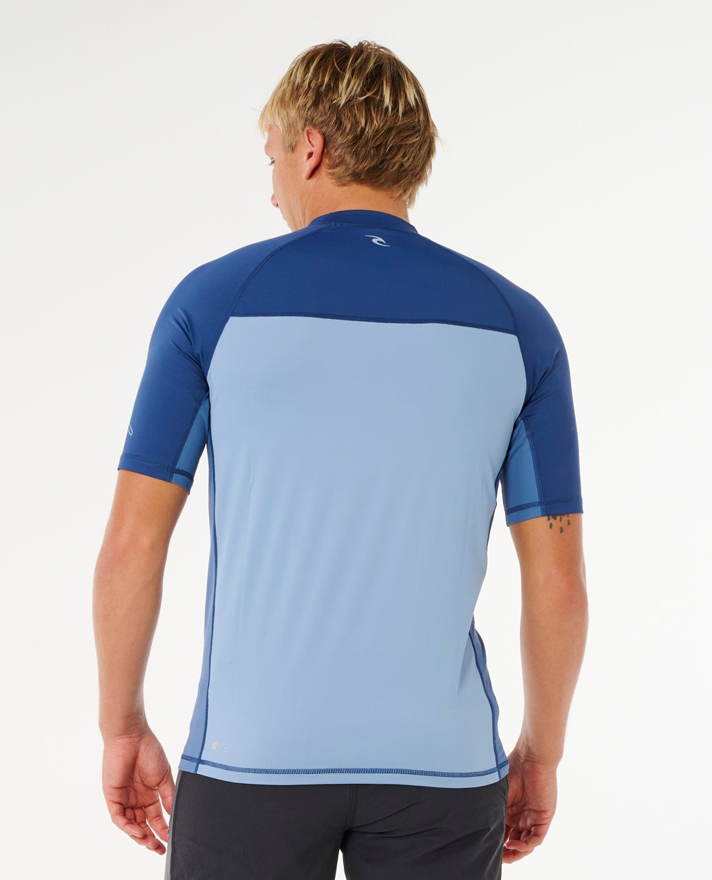 16AMRV_4737_3_1759139093000